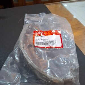 Honda Genuine rear brake shoe 43153-SNA-A03