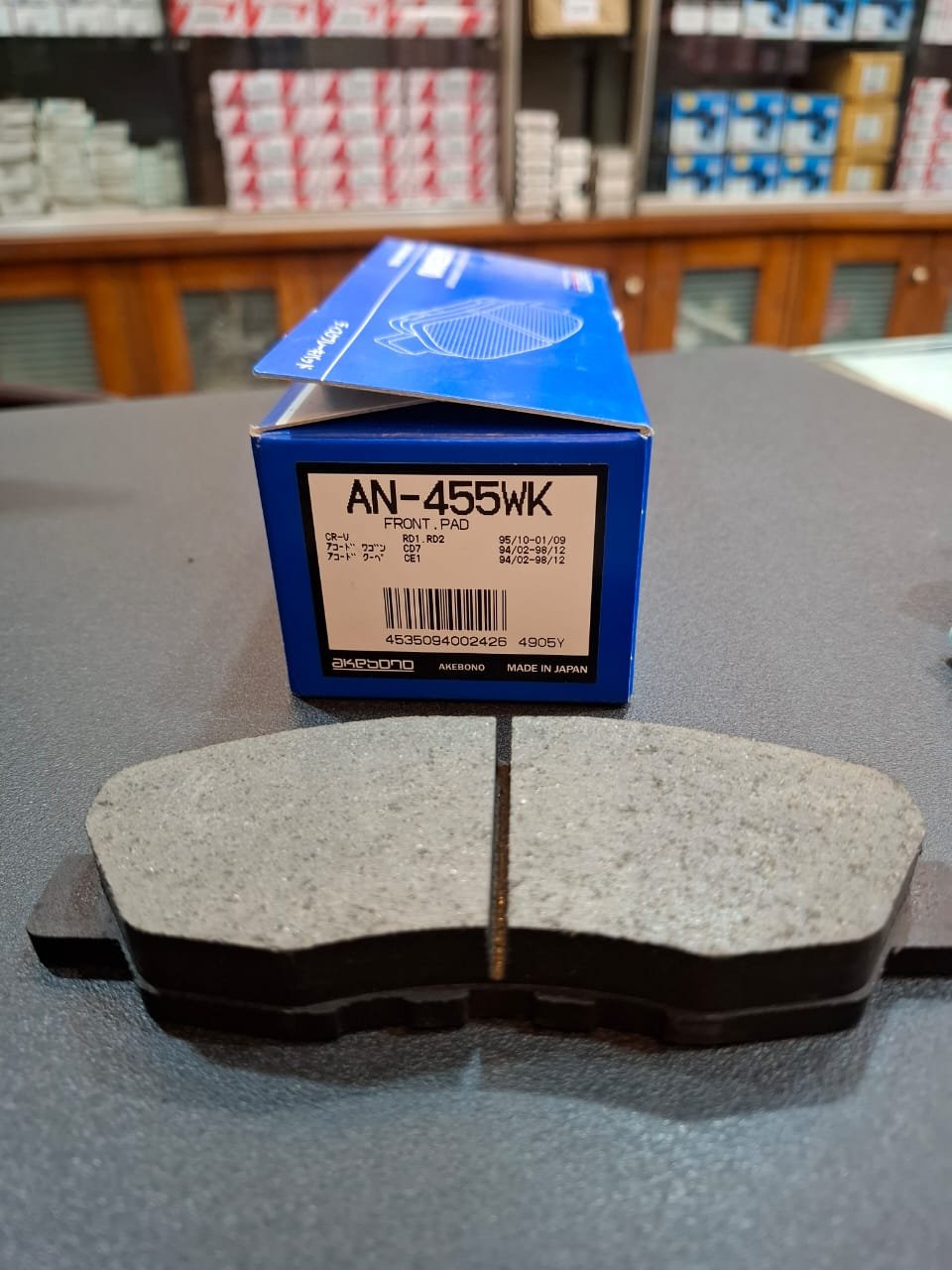 an 455 1 Akebono AN-455WK front brake pads for Honda CR-V RD1 RD2