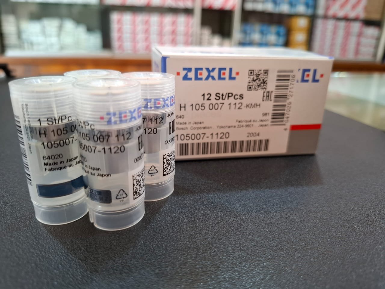 112 zexel 1 Four ZEXEL 105007-1120 DN0PDN112 nozzle containers Made in Japan with Bosch Corporation bulk carton